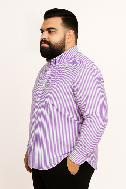 Camisa de manga larga a rayas lila con bolsillo